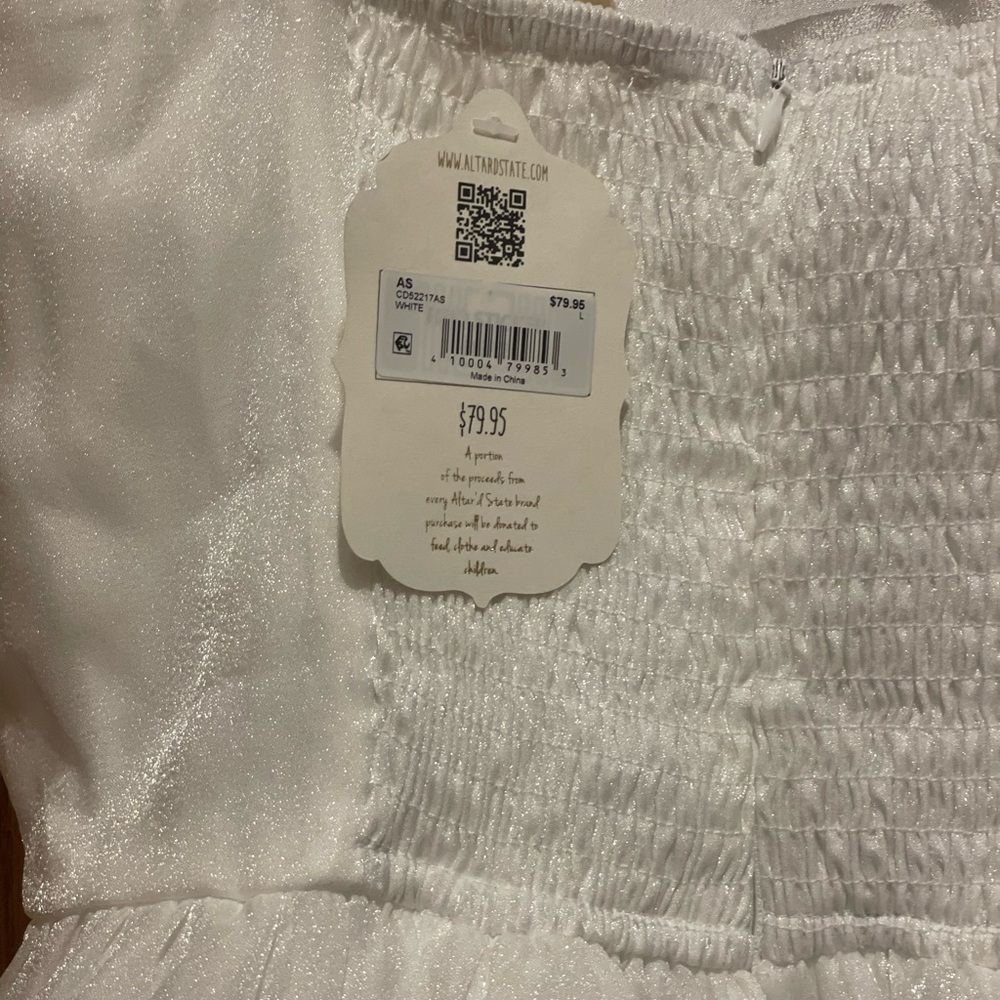 White mini dress! - Picture 3 of 4